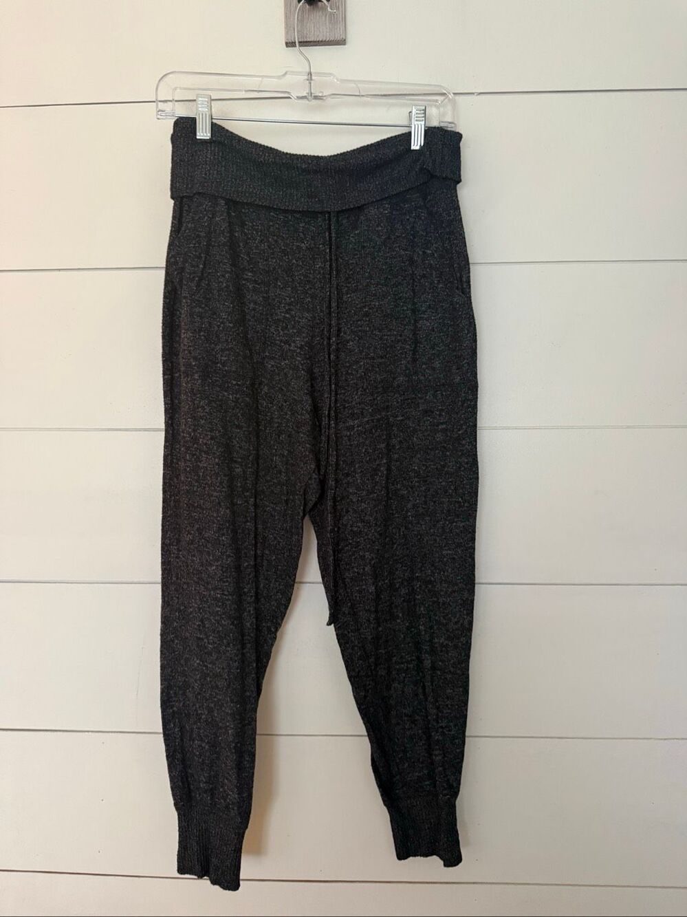 Aerie Women’s Medium Grey Foldover Waist Pull on Sweatpants
